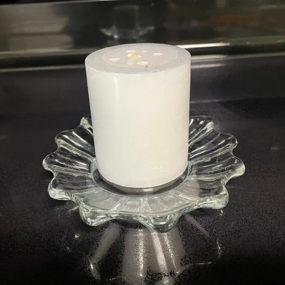 VTG Clear Glass Scalloped Candle Dish